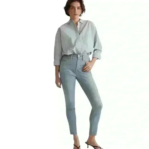 Madewell Pants - Madewell 10" high rise skinny crop jeans. Sz W31. NWT.
